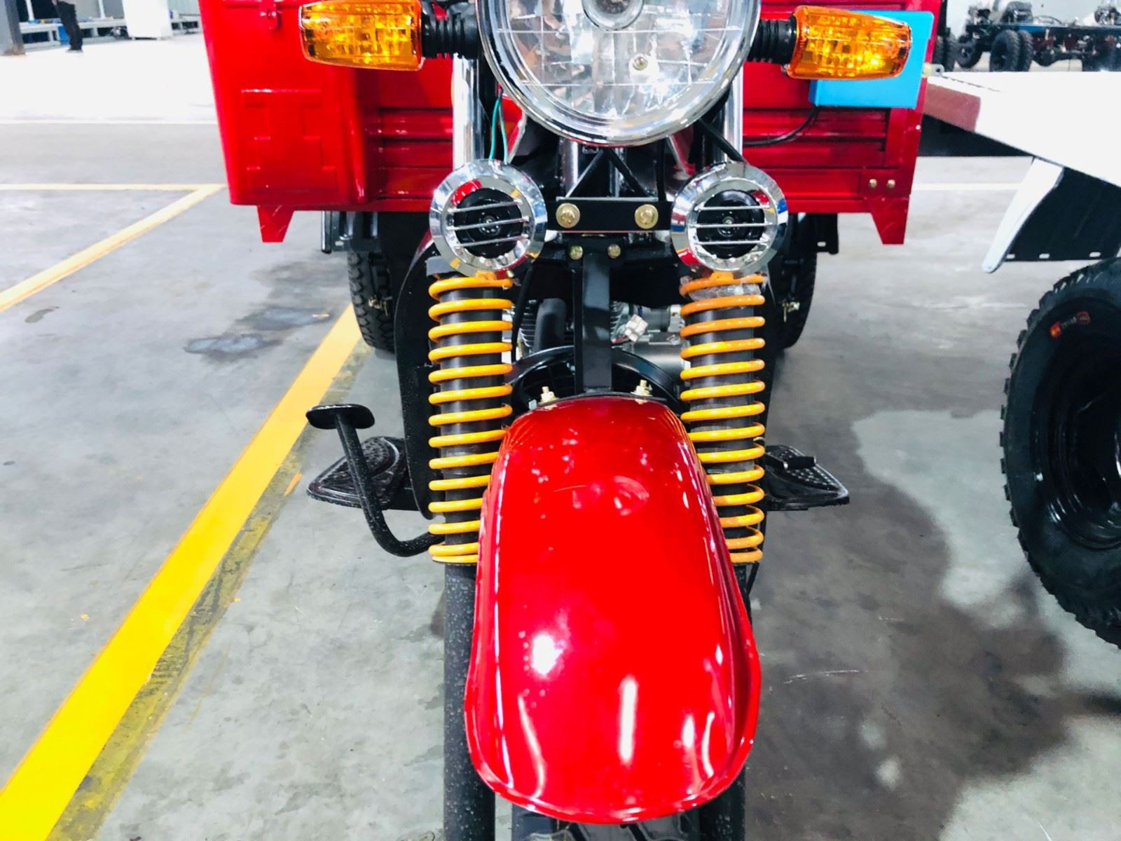 Three Wheel Cargo Motorcycle With Roof custom